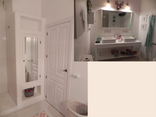 Mesa lavabo, armario con espejo y puerta de cuarterones